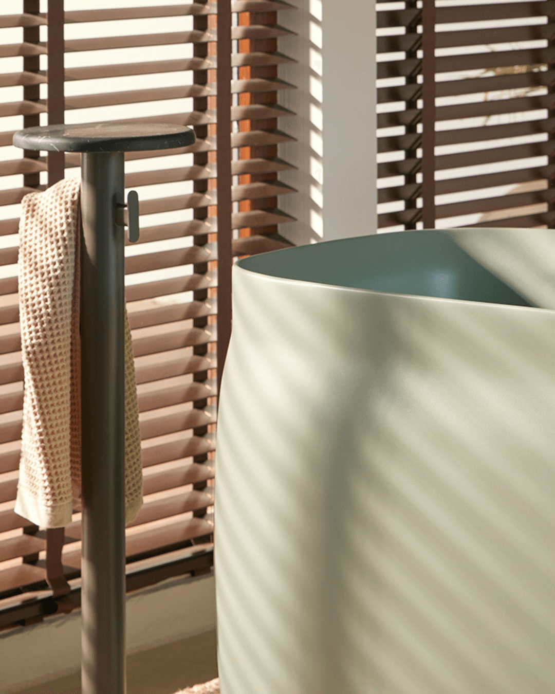 Duna Ofuro : baignoire style japonais, vert pastel