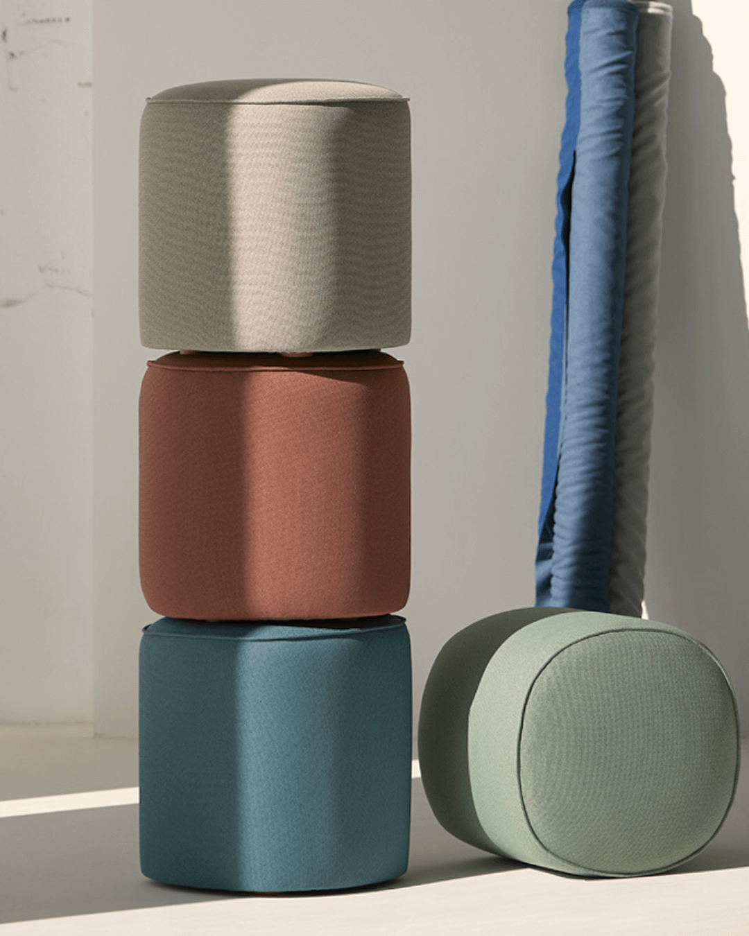 CIMA - Pouf en tissu recyclé certifié | Design durable et raffiné