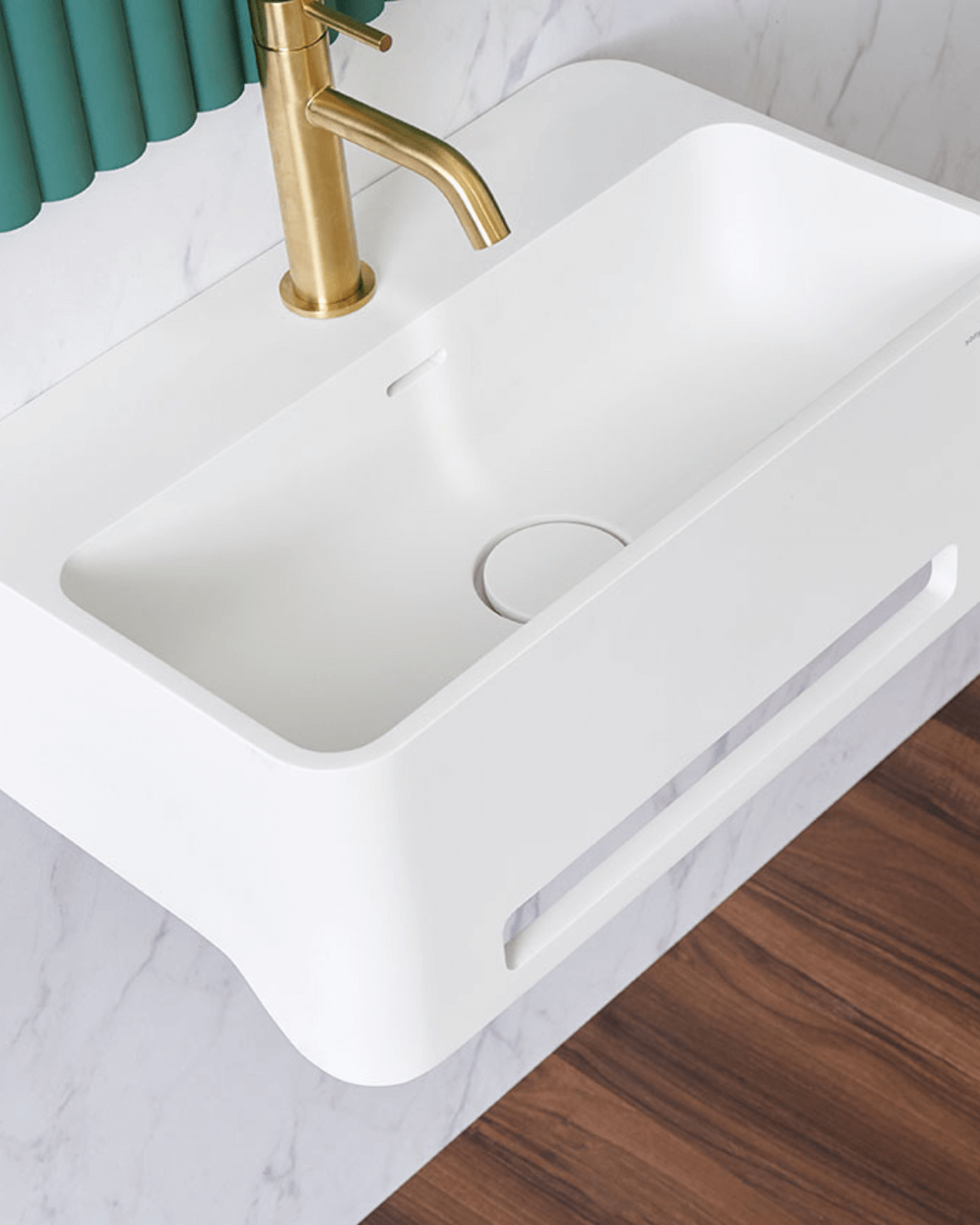 CORK : Vasque murale suspendue avec porte-essuie 50x31x20 en Gelcoat