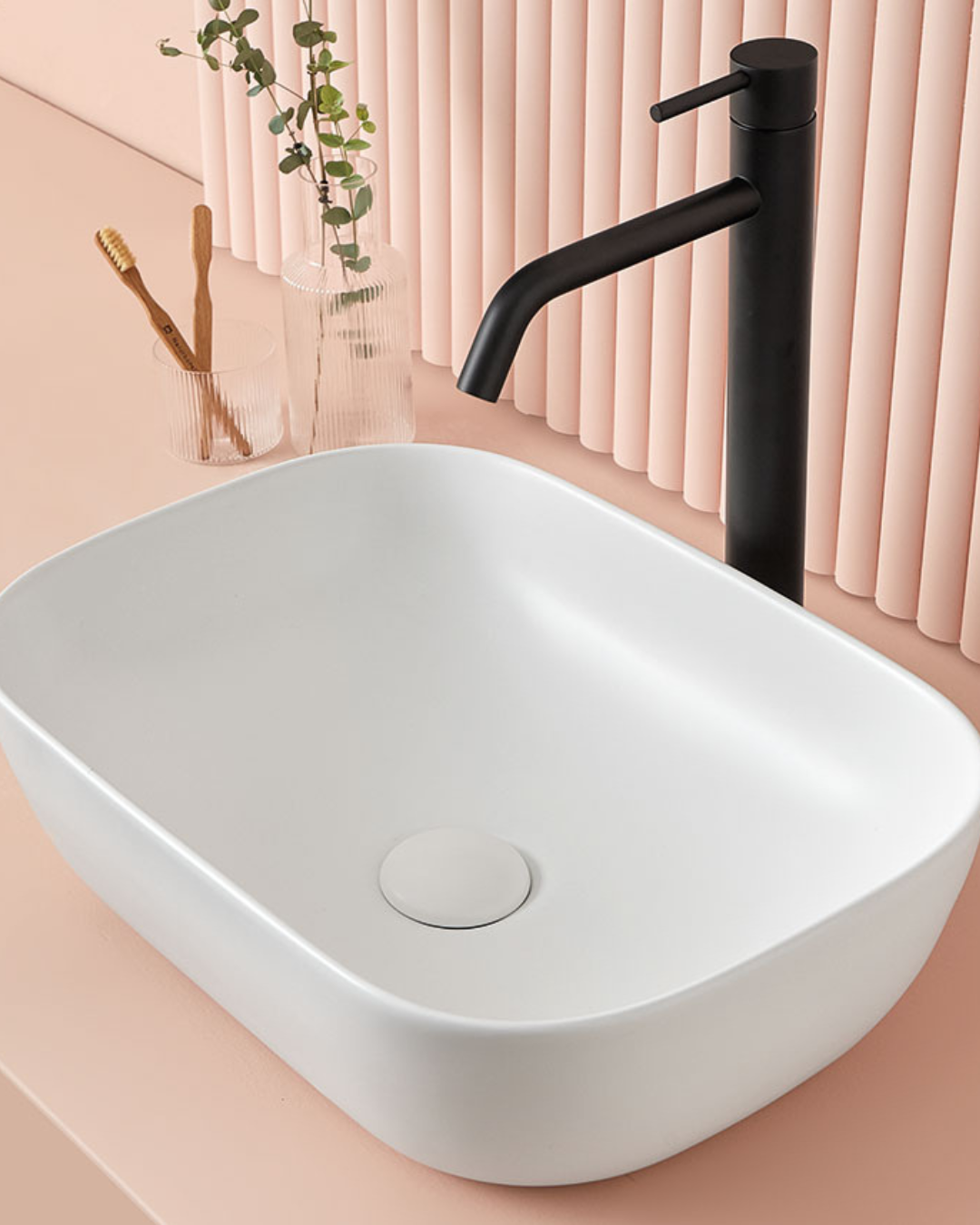 MODENA : Vasque rectangulaire aux bords arrondis à poser en céramique vitrifiée 32.5x46x13.5